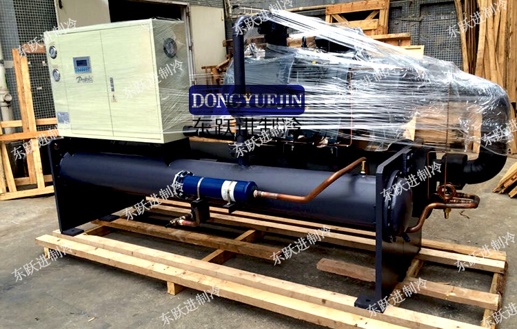 螺桿式冷凍機(jī) 螺桿式冷凍機(jī)